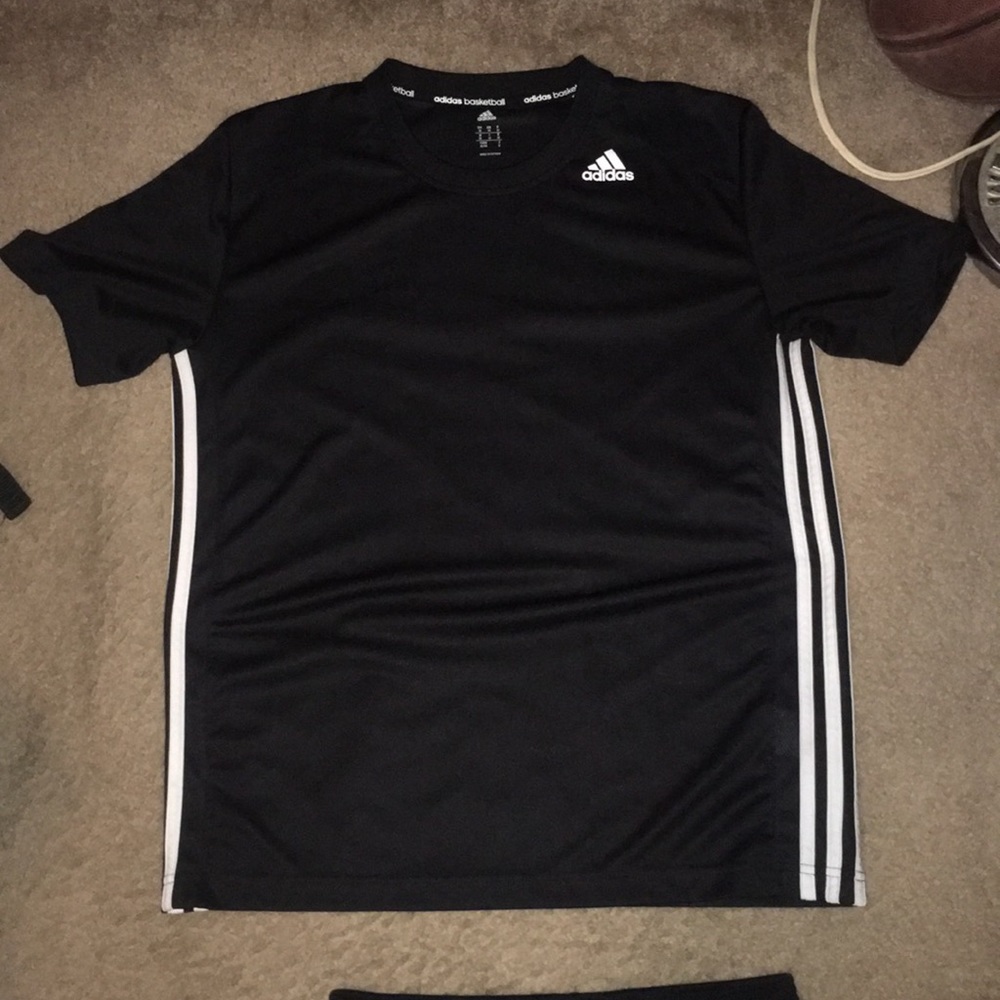 adidas jogger outfit